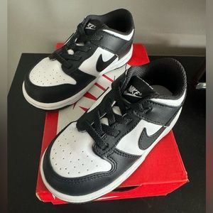 Nike Panda Dunks 8C
